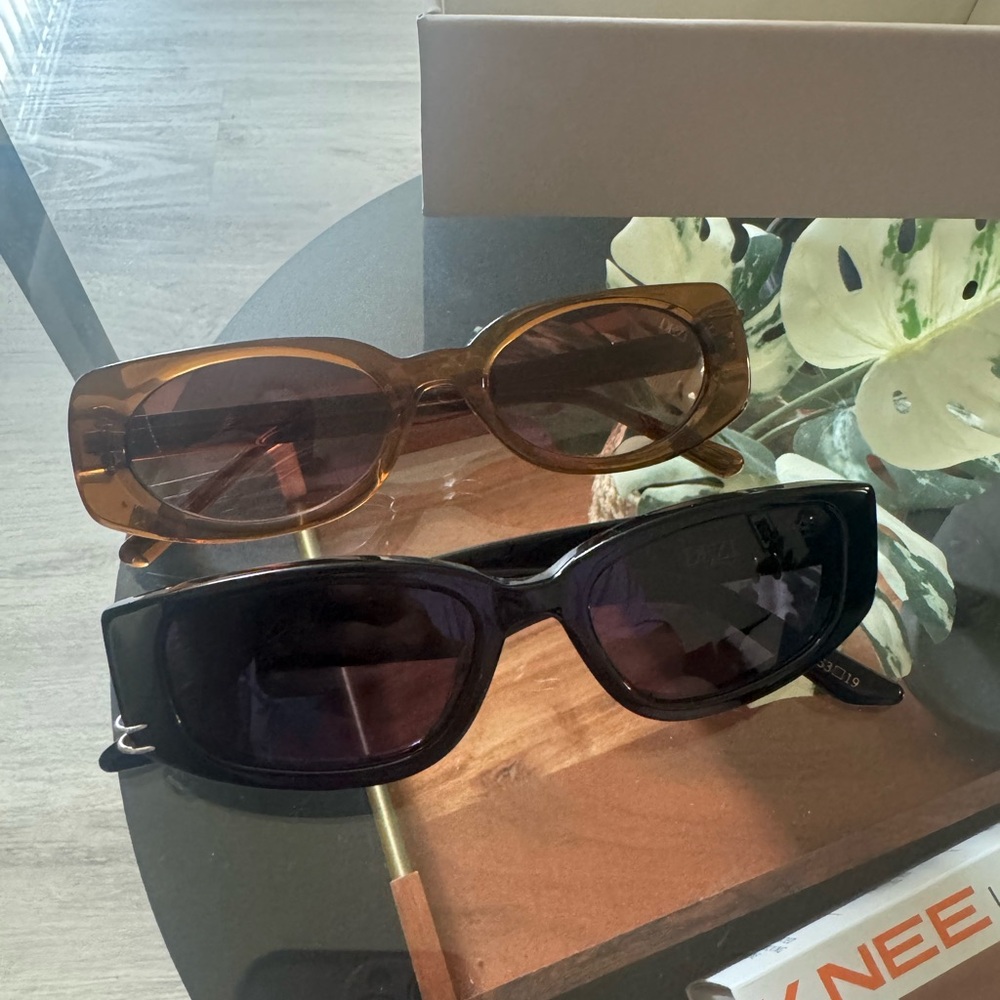 Dezi eyewear Booked Cuffed Brown and Black Sunglasses Set